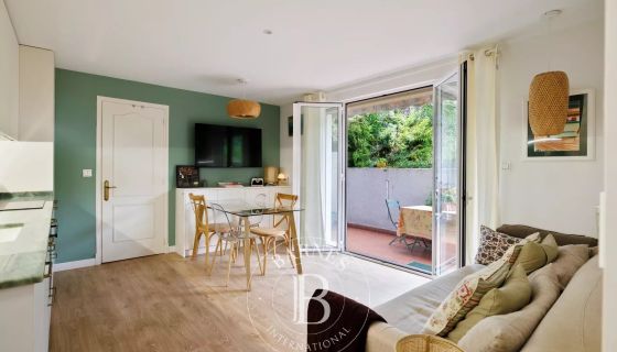A vendre APPARTEMENT T3 CENTRE-VILLE TERRASSE HENDAYE