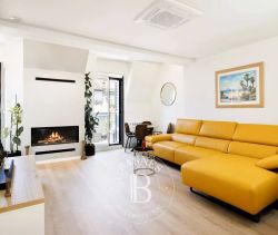 A louer PENTHOUSE  95 M2 TERRASSE BORD DE MER SAN SEBASTIáN