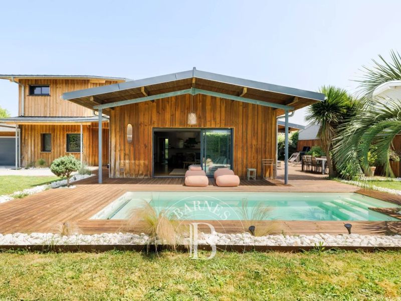 A vendre VILLA CONTEMPORAINE 6 PIECES 172 M² SEIGNOSSE