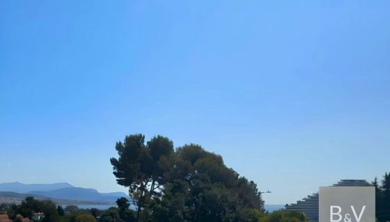 A vendre Superbe appartement T3 59 M² vue mer  VILLENEUVE LOUBET