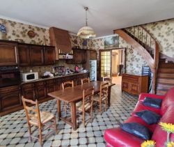 A vendre Maison de village 7 pieces COZES