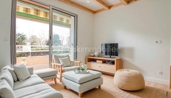 A louer APPARTEMENT DUPLEX T2 24 M2 TERRASSE BORD DE MER LE GRAU DU ROI