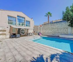 A louer MAISON  DE MAîTRE BORD DE MER PALAVAS LES FLOTS