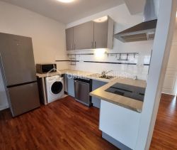 A louer APPARTEMENT T3 67 M2  BEZIERS