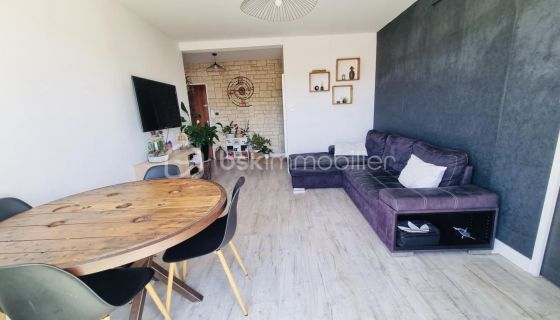 A louer APPARTEMENT T5 95 M2 TERRASSE BORD DE MER ROGNAC