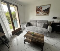 A louer STUDIO  19 M2 TERRASSE BORD DE MER VARAVILLE
