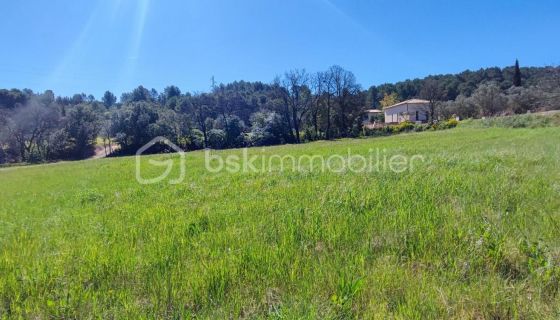 A louer MAISON  2 341 M2  GIGNAC