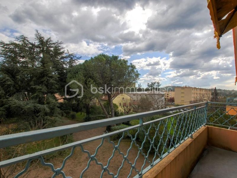A louer APPARTEMENT T4 76 M2  DRAGUIGNAN