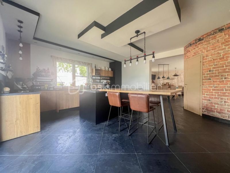 A louer MAISON  7 PIECES 240 M2 BORD DE MER SAINT HILAIRE DE BRETHMAS