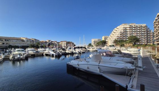 A louer STUDIO  20 M2 TERRASSE BORD DE MER CANET EN ROUSSILLON