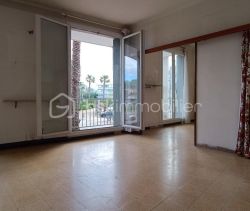 A louer APPARTEMENT T4 68 M2 BORD DE MER LA SEYNE SUR MER