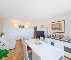 A louer APPARTEMENT T3 83 M2 TERRASSE BORD DE MER LA SEYNE SUR MER