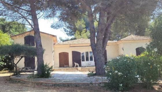A louer MAISON  6 PIECES 180 M2 BORD DE MER MONTAGNAC