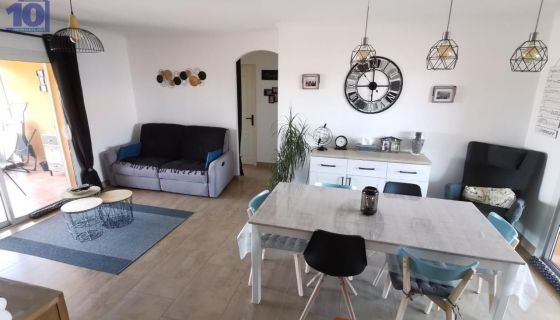 A louer APPARTEMENT T3 70 M2 TERRASSE BORD DE MER VALRAS PLAGE