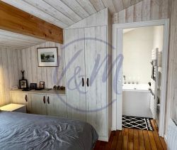 A vendre MAISON  CONTEMPORAINE BORD DE MER LE PORGE