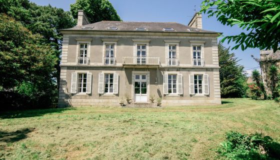 vente Manoir du XIX° siècle en centre-ville