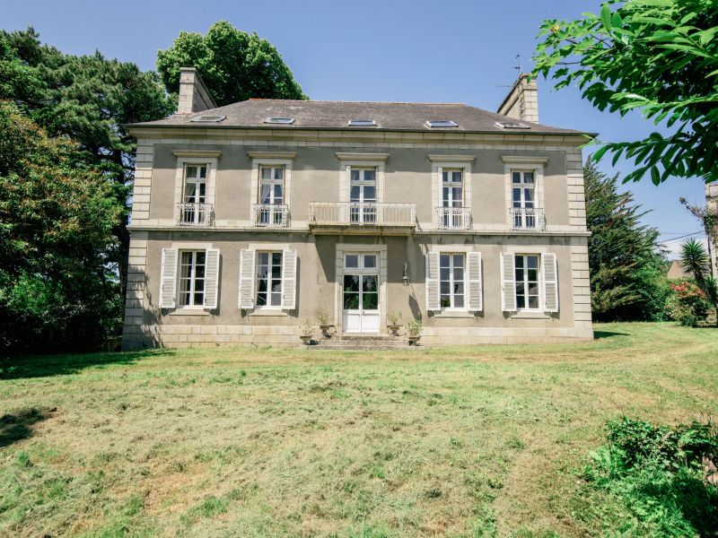 vente Manoir du XIX° siècle en centre-ville