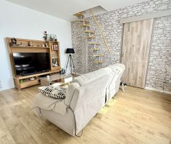 A vendre MAISON  5 PIECES 117 M2 BORD DE MER TOULON
