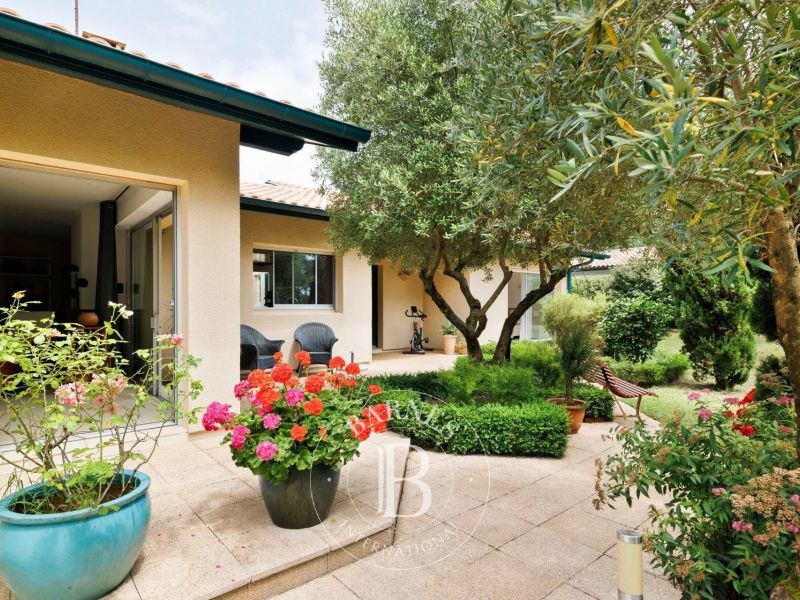 A vendre MAISON  4 PIECES 130 M2 BORD DE MER HOSSEGOR