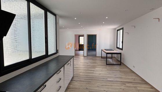A vendre APPARTEMENT NEUF T3 95 M2 TERRASSE BORD DE MER FECAMP COMMERCES