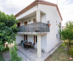 A louer MAISON  6 PIECES 142 M2 BORD DE MER PEZENAS