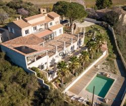 A louer MAISON  DE MAîTRE  CLERMONT L HERAULT