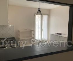 A louer APPARTEMENT T3 47 M2  FUVEAU