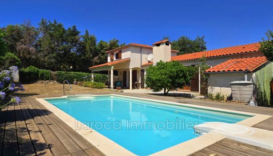 A louer MAISON  5 PIECES 124 M2  LAROQUE DES ALBERES Village