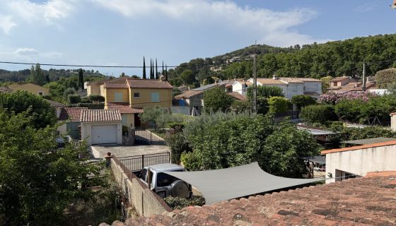 A vendre MAISON  5 PIECES 73 M2  TARADEAU Centre-ville