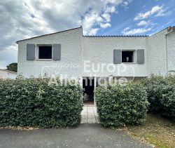 A louer MAISON  5 PIECES 95 M2 BORD DE MER LA PALMYRE