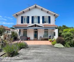 A vendre MAISON  6 PIECES 135 M2  SOORTS HOSSEGOR Centre ville - Lac