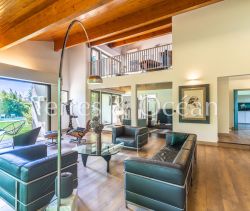 A louer MAISON  9 PIECES 301 M2  SOORTS HOSSEGOR commerces