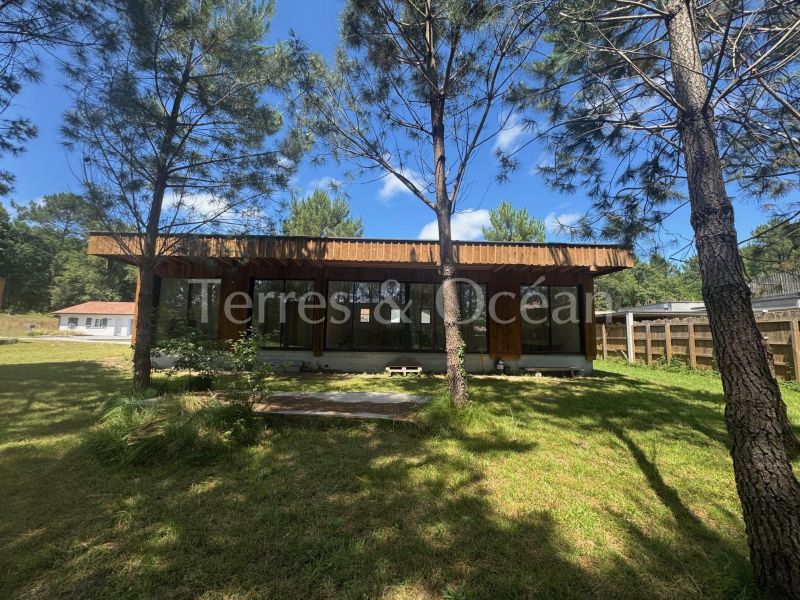 A vendre MAISON  4 PIECES 105 M2 BORD DE MER MESSANGES