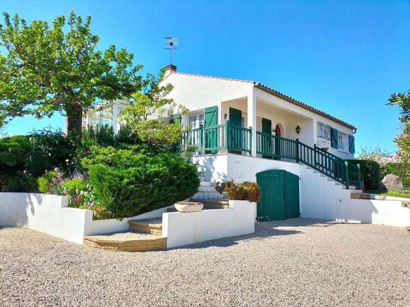 A vendre MAISON  4 PIECES 76 M2  AVRILLE