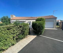A vendre MAISON  5 PIECES 108 M2  ANGLES