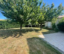 A vendre MAISON  5 PIECES 108 M2  ANGLES