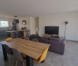 A vendre MAISON  5 PIECES 97 M2 BORD DE MER TALMONT SAINT HILAIRE