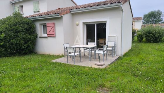 A vendre MAISON  2 PIECES 40 M2 BORD DE MER TALMONT SAINT HILAIRE