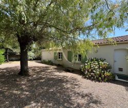 A vendre MAISON  5 PIECES 98 M2 BORD DE MER TALMONT SAINT HILAIRE