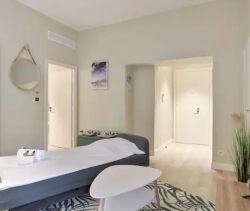 A louer APPARTEMENT T2 41 M2 TERRASSE PLAGE à PIED CANNES