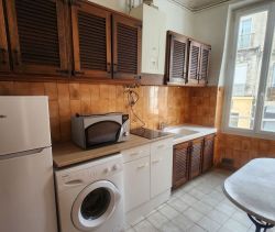 A louer APPARTEMENT T2 45 M2  MARSEILLE 4EME