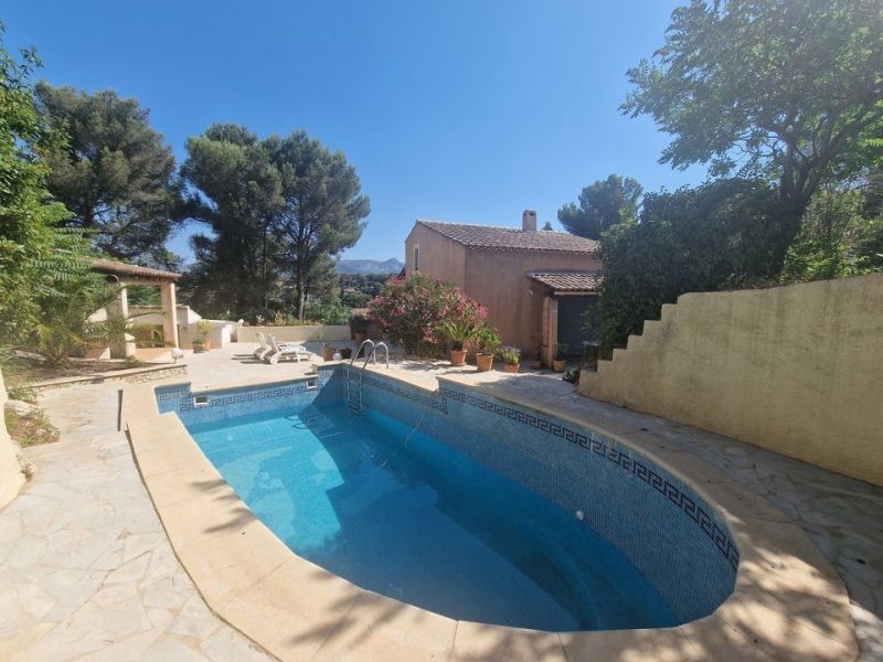 A louer MAISON  7 PIECES 160 M2  LA PENNE SUR HUVEAUNE