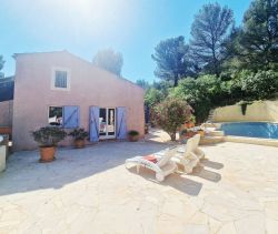 A louer MAISON  7 PIECES 160 M2  LA PENNE SUR HUVEAUNE