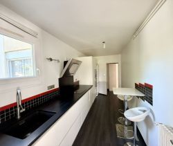 A louer APPARTEMENT T3 90 M2 TERRASSE BORD DE MER MARTIGUES