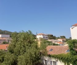 A louer APPARTEMENT T4 70 M2 BORD DE MER TOULON