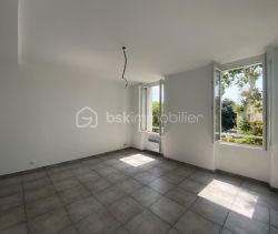 A louer APPARTEMENT NEUF T2 35 M2 BORD DE MER TOULON