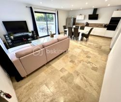 A louer MAISON  4 PIECES 94 M2  LORGUES