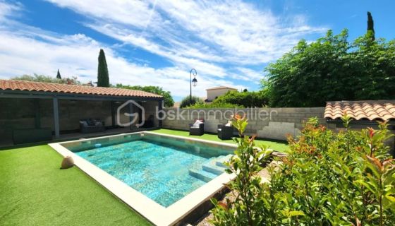 A louer MAISON  5 PIECES 179 M2  PEZENAS