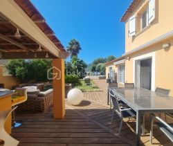 A louer MAISON  5 PIECES 120 M2 VUE MER CARQUEIRANNE