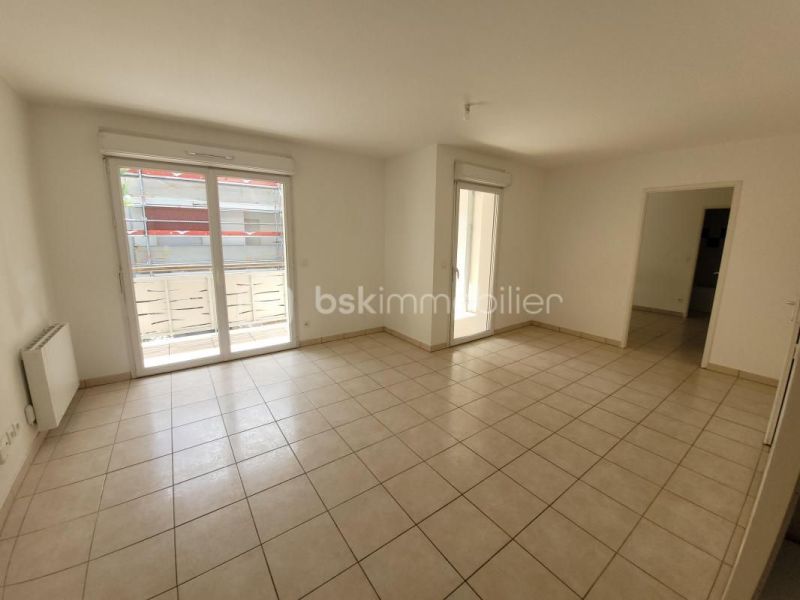 A louer APPARTEMENT T2 45 M2  BRUGES